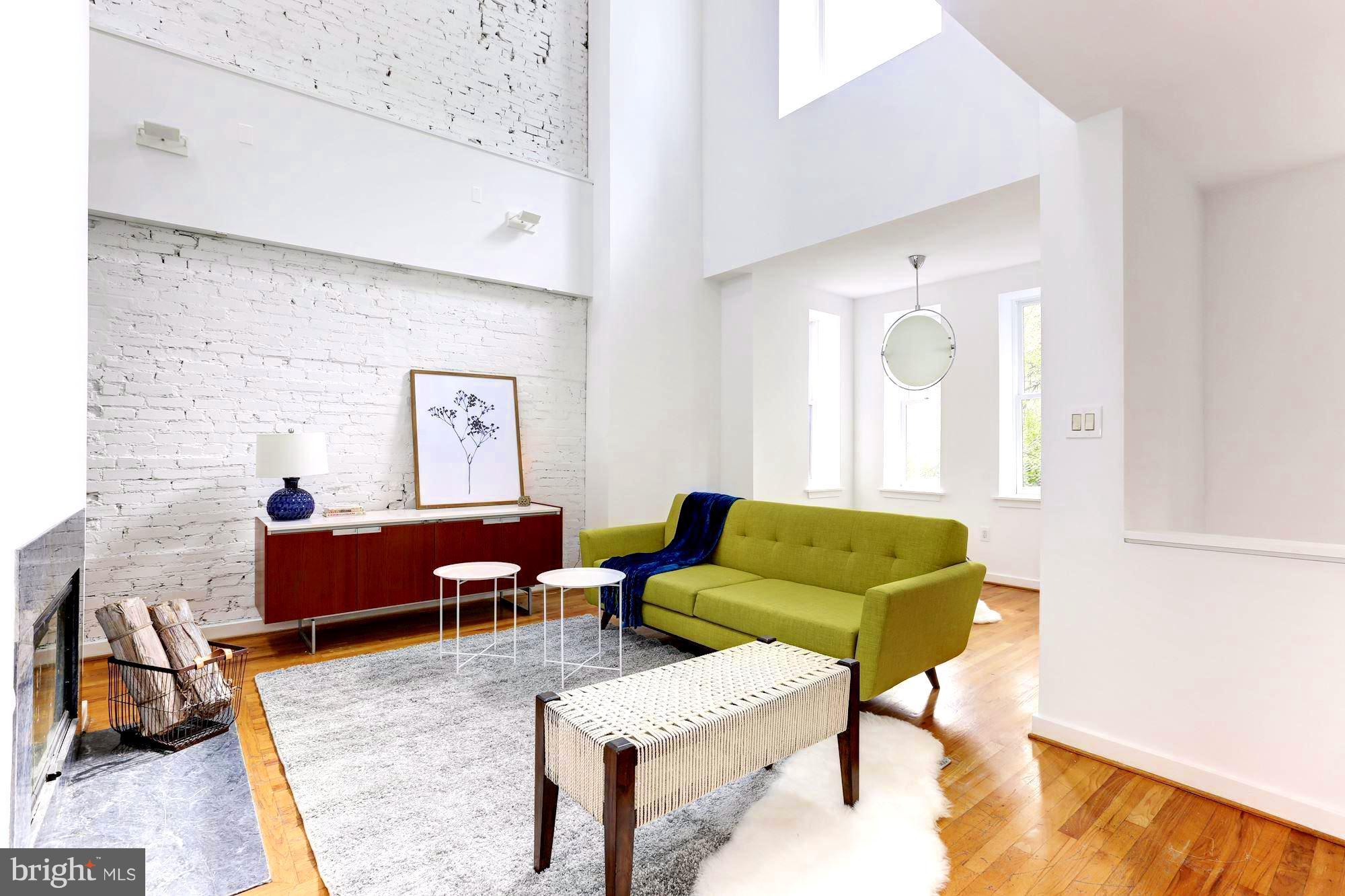 1429 R Street Northwest, Unit A Washington, DC 20009 - Photo 5 of 30 Living Room