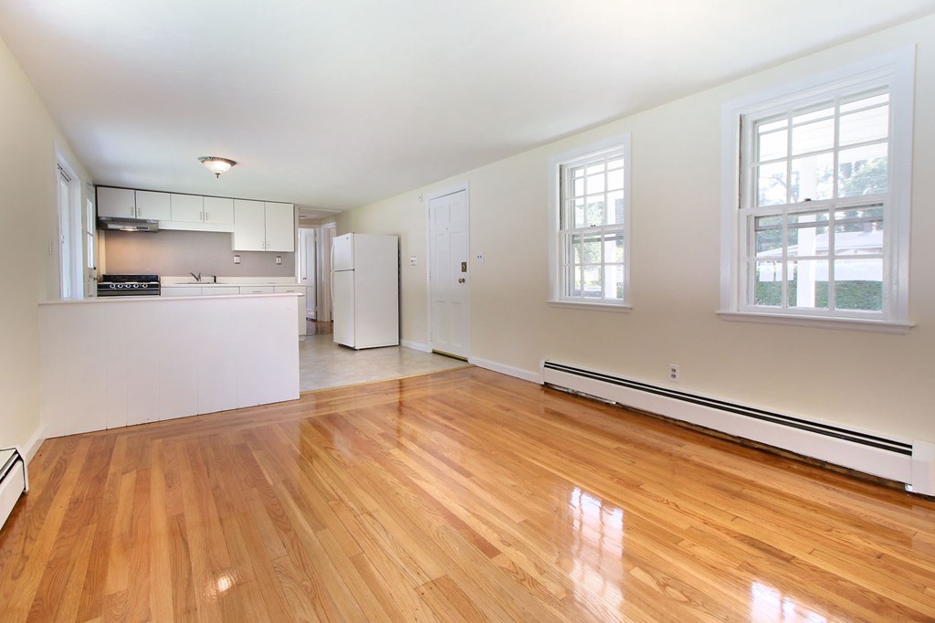 17 Rockridge Road Framingham, MA 01702 - Photo 7 of 17 Gallery Image 7