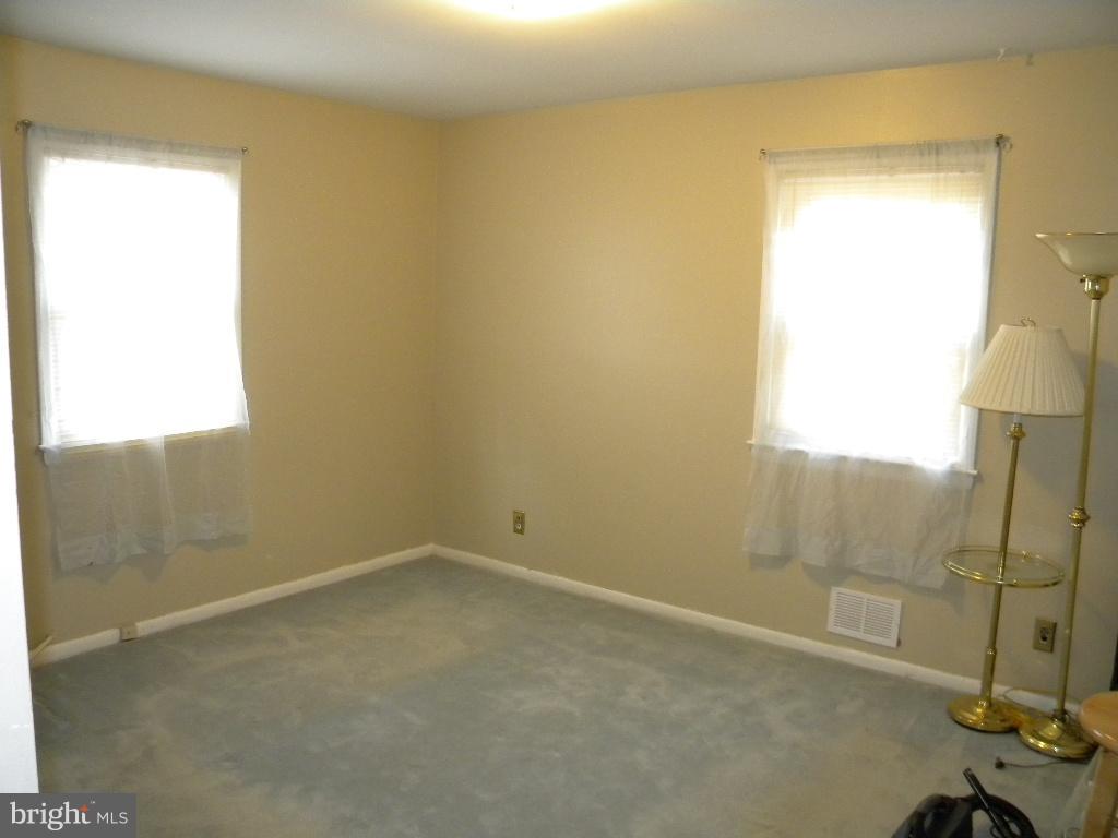 7502 Garrison Road Hyattsville, MD 20784 - Photo 16 of 30 Bedroom #2 - Main Level