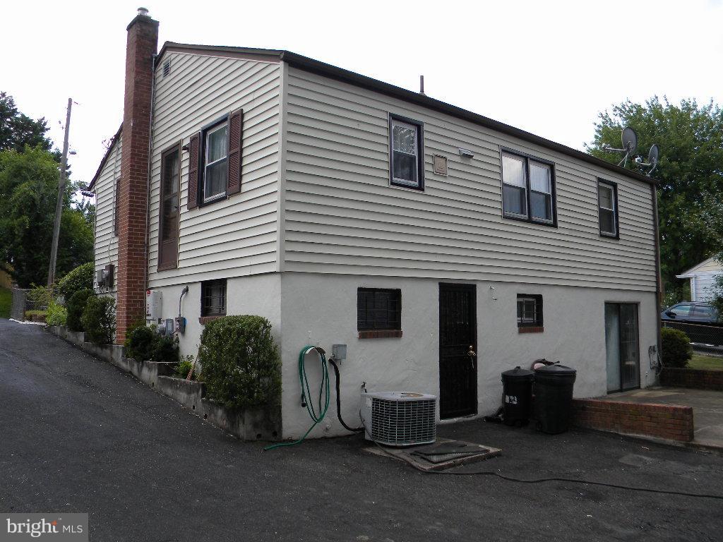 7502 Garrison Road Hyattsville, MD 20784 - Photo 24 of 30 Exterior (Rear)