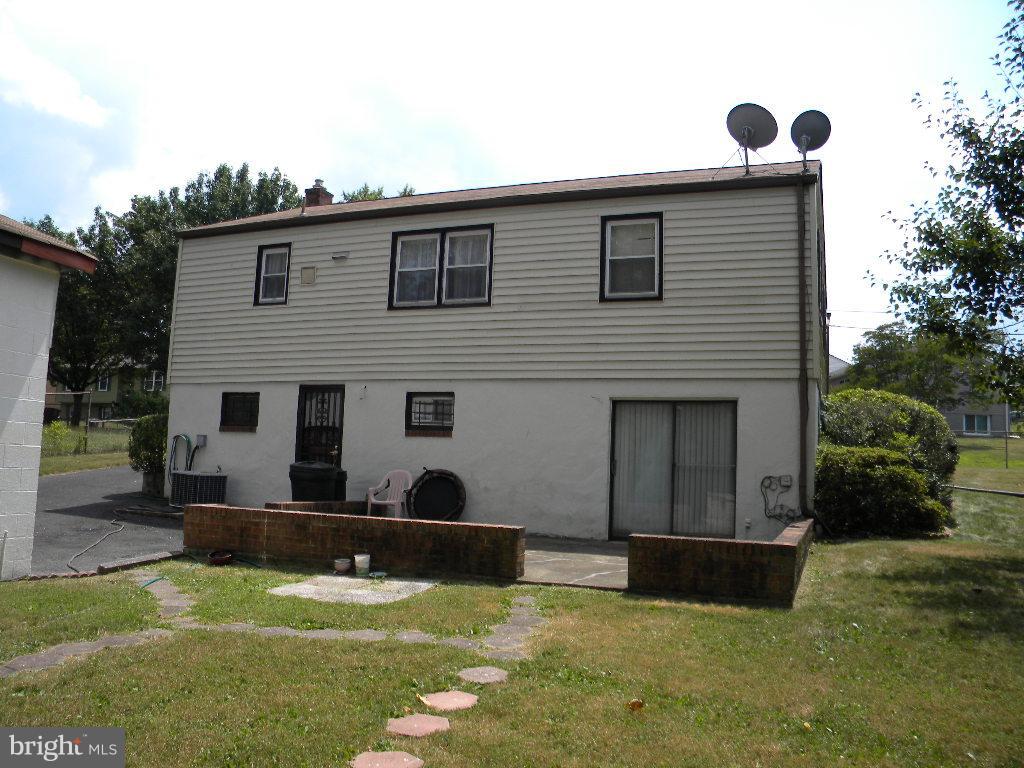 7502 Garrison Road Hyattsville, MD 20784 - Photo 26 of 30 Exterior (Rear)