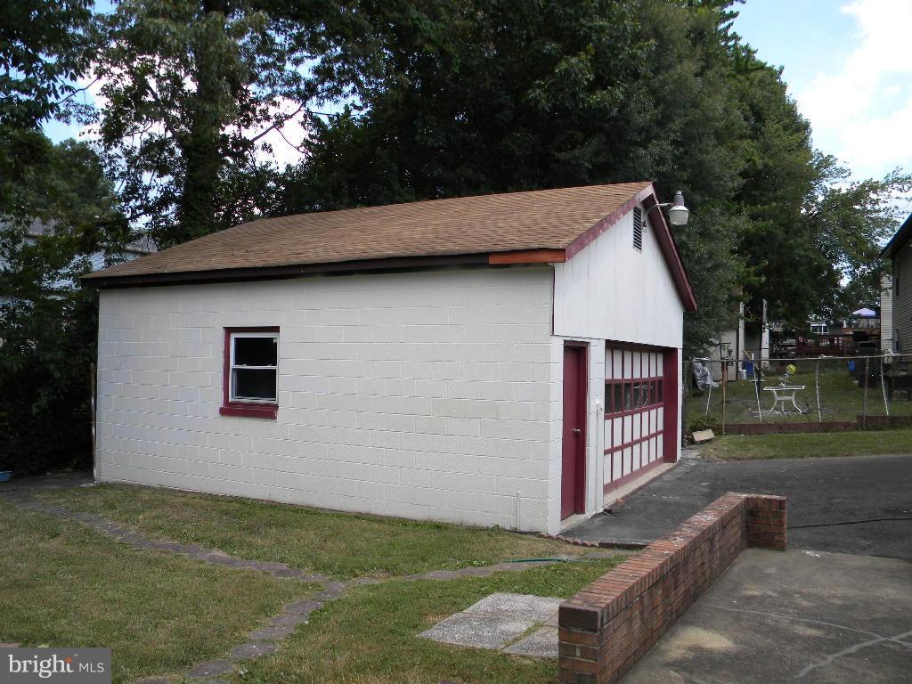 7502 Garrison Road Hyattsville, MD 20784 - Photo 28 of 30 2 Cars Detached Garage