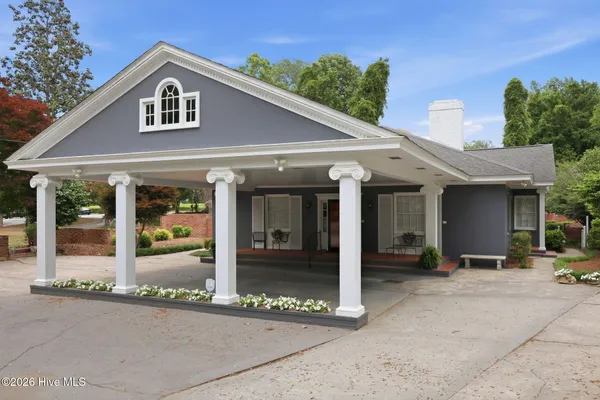 $428,000 | 1207 Country Club Drive, Kinston, NC 28504