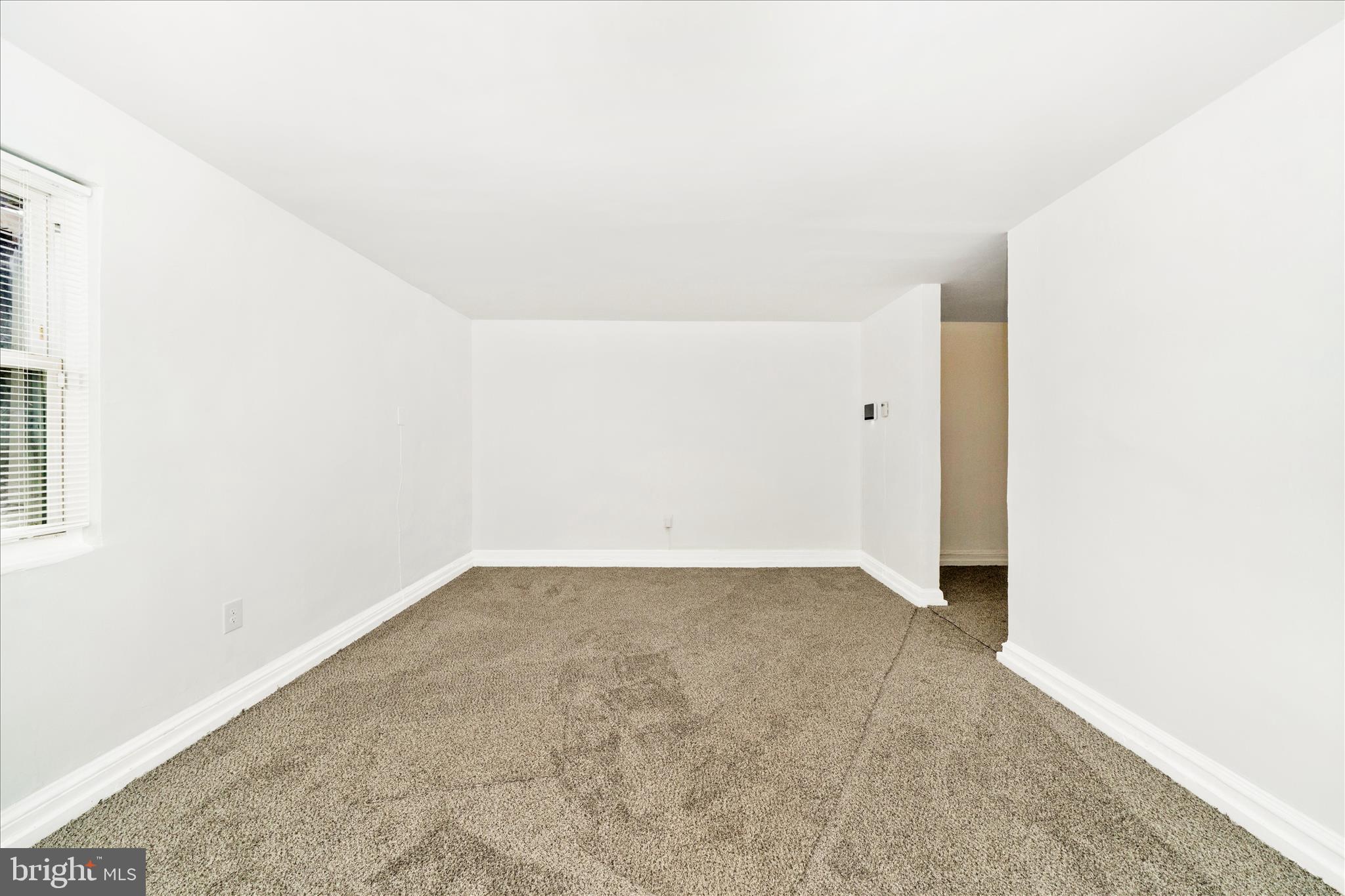 320 Atlantic Street Southeast Washington, DC 20032 - Photo 10 of 51 DSC00217