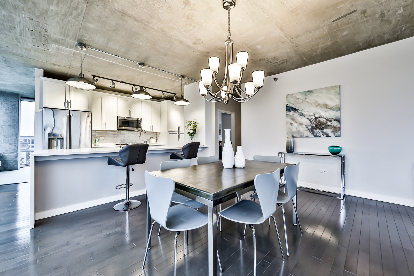 611 South Wells Street, Unit 1903 Chicago, IL 60607 - Photo 5 of 28