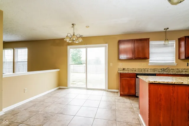 $1,900 | 2146 Rosswood Boulevard, Indianapolis, IN 46229