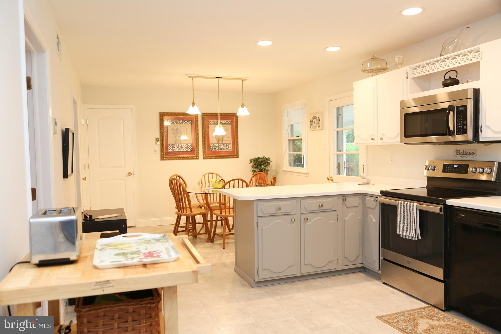 938 Anders Road Lansdale, PA 19446 - Photo 9 of 27 Corian ct, stainless steel appl and seating for 6