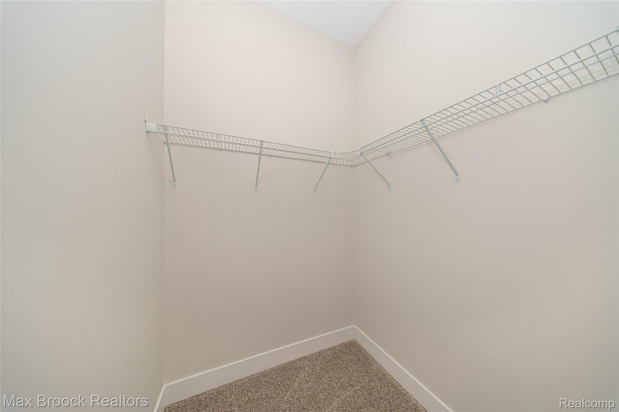 4530 Commonwealth Street, Unit 1 Detroit, MI 48208 - Photo 42 of 66 v511624_50.jpg