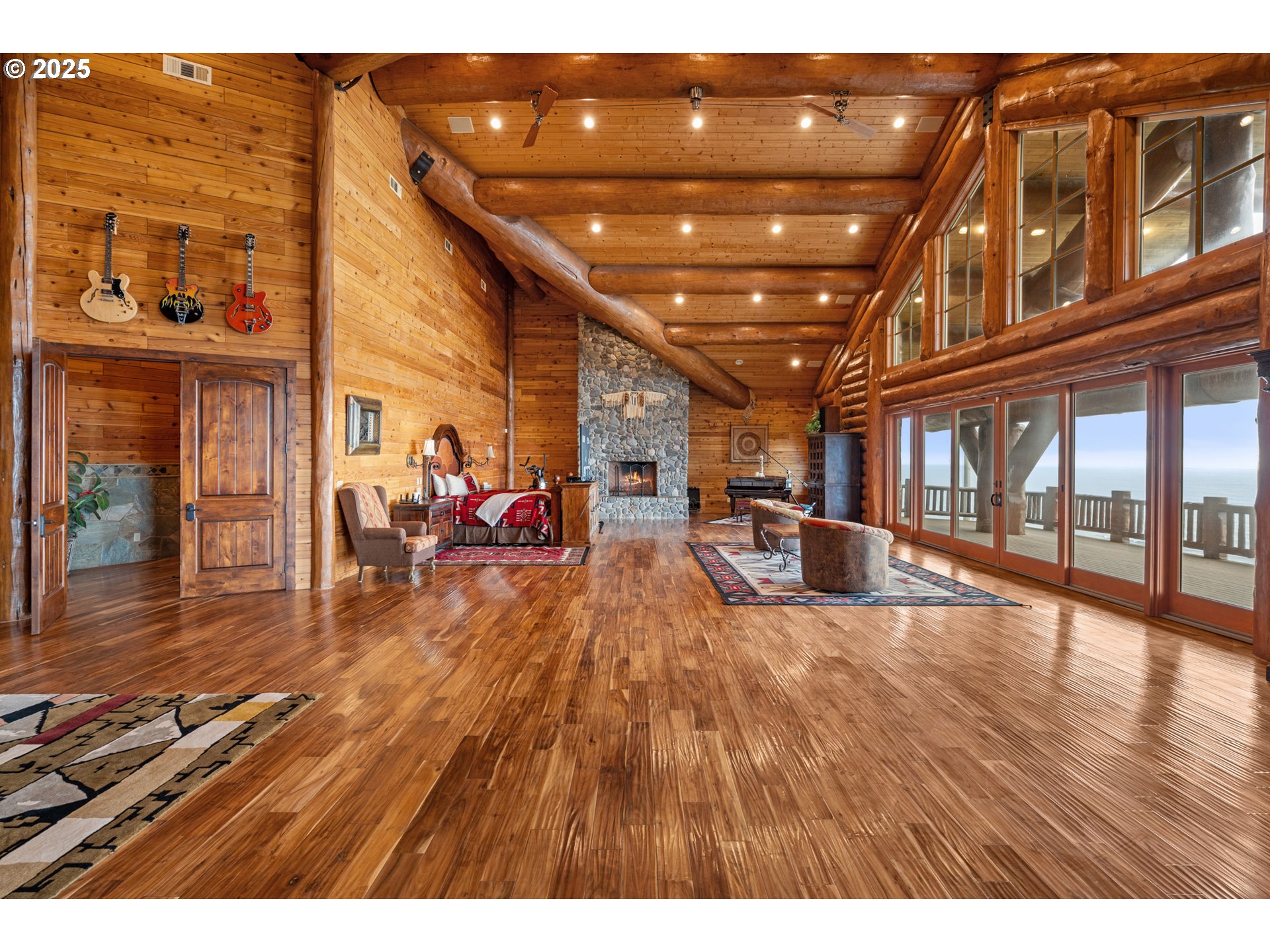35400 Highway 101 Gold Beach, OR 97444 - Photo 23 of 46 a view of a living room with hardwood floor