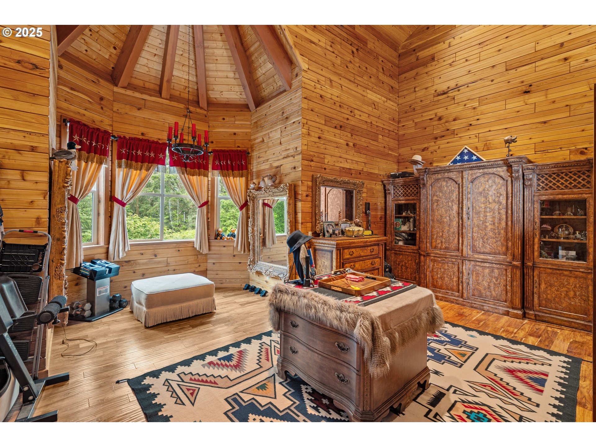 35400 Highway 101 Gold Beach, OR 97444 - Photo 34 of 46 a outdoor space with the couches and dining table with the outer view