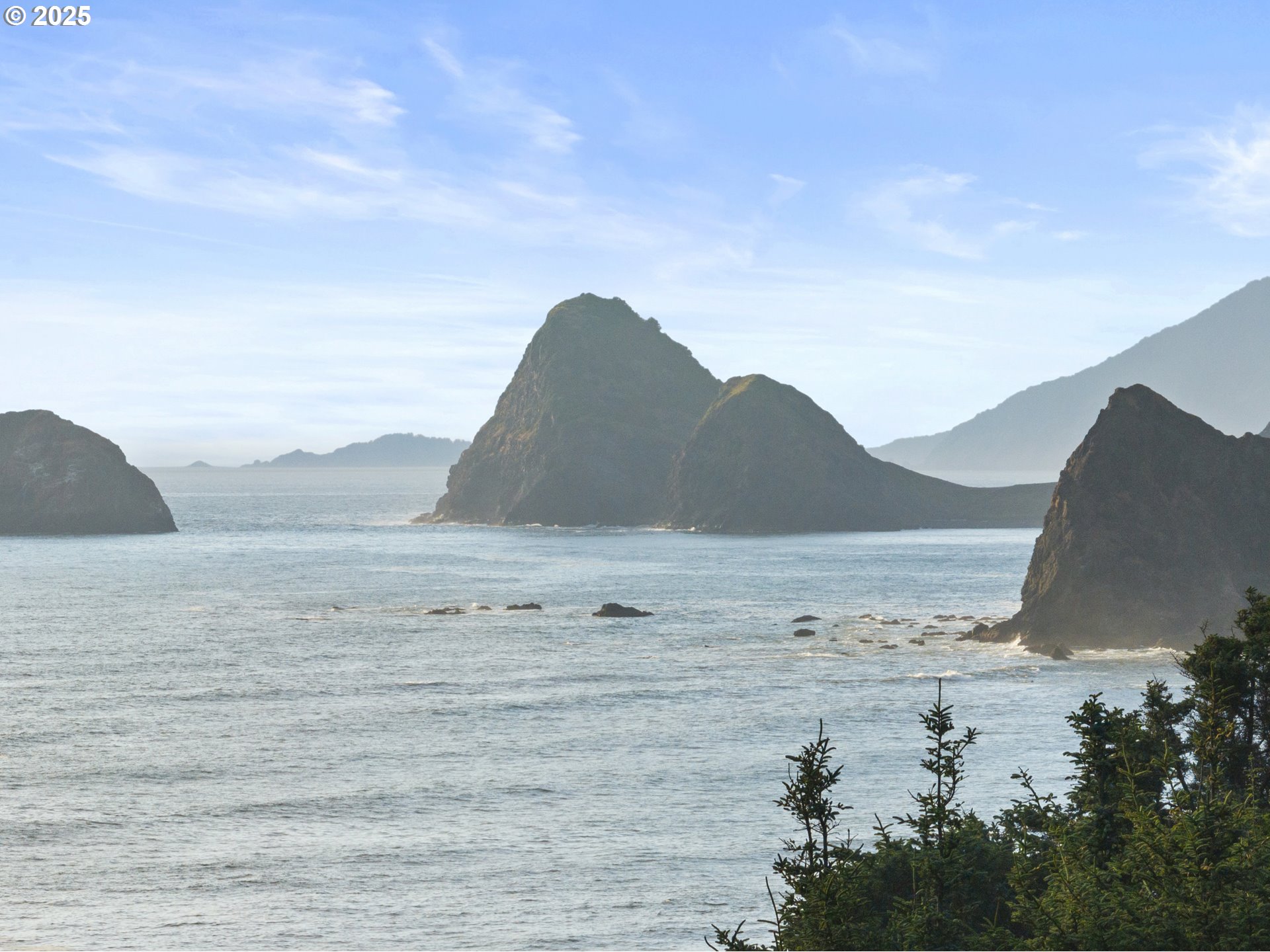 35400 Highway 101 Gold Beach, OR 97444 - Photo 36 of 46 a view of ocean and mountain