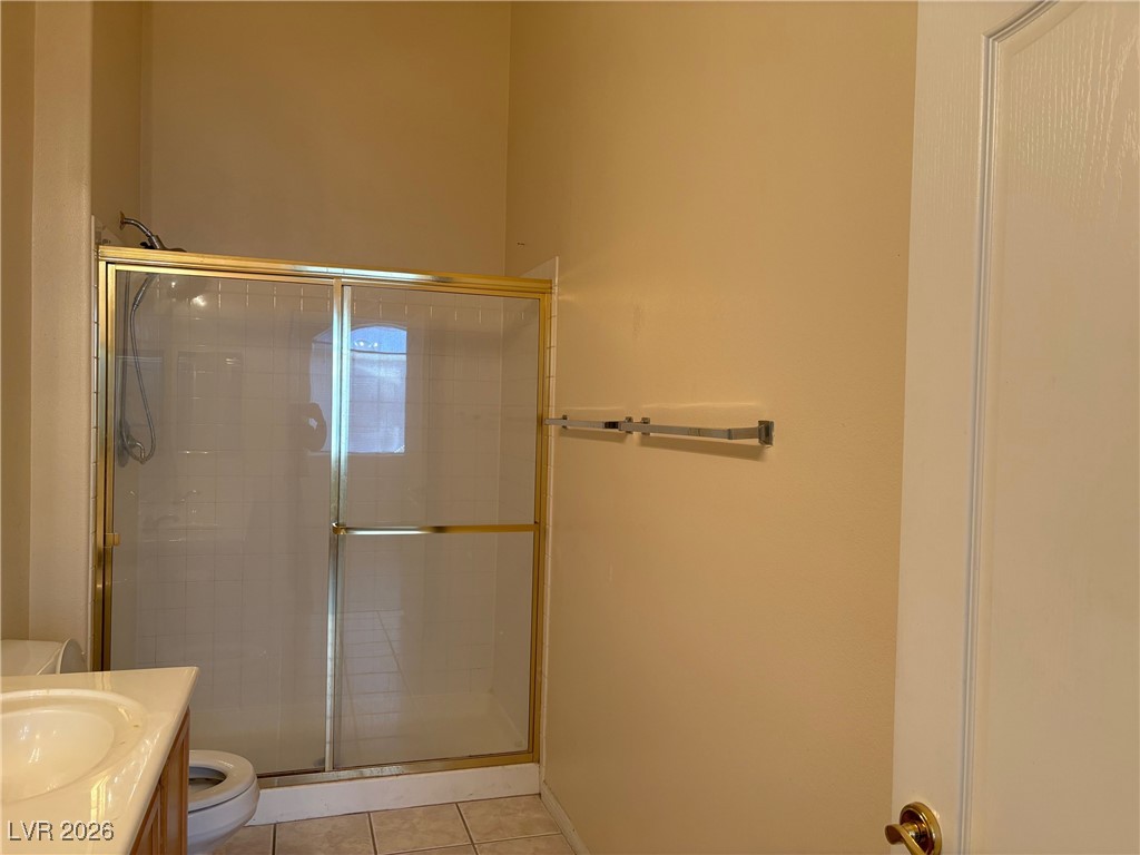 700 Carnegie Street, Unit 824 Henderson, NV 89052 - Photo 15 of 22 Walk-in closet in the primary bedroom