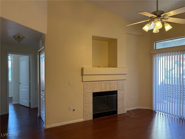 $1,550 | 700 Carnegie Street, Unit 824, Henderson, NV 89052