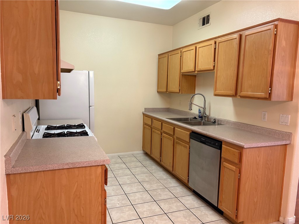 700 Carnegie Street, Unit 824 Henderson, NV 89052 - Photo 9 of 22