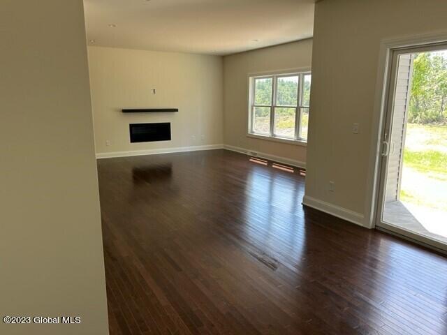26 Sterling Ridge Road Albany, NY 12211 - Photo 5 of 19 Living rm - nook