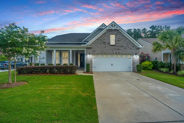 $550,000 | 231 Marina Shores Court, Summerville, SC 29486