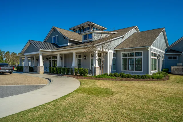 $550,000 | 231 Marina Shores Court, Summerville, SC 29486