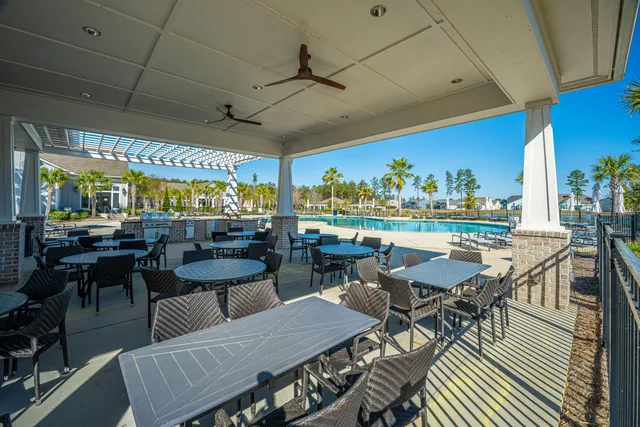 $550,000 | 231 Marina Shores Court, Summerville, SC 29486