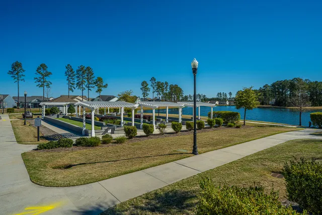 $550,000 | 231 Marina Shores Court, Summerville, SC 29486