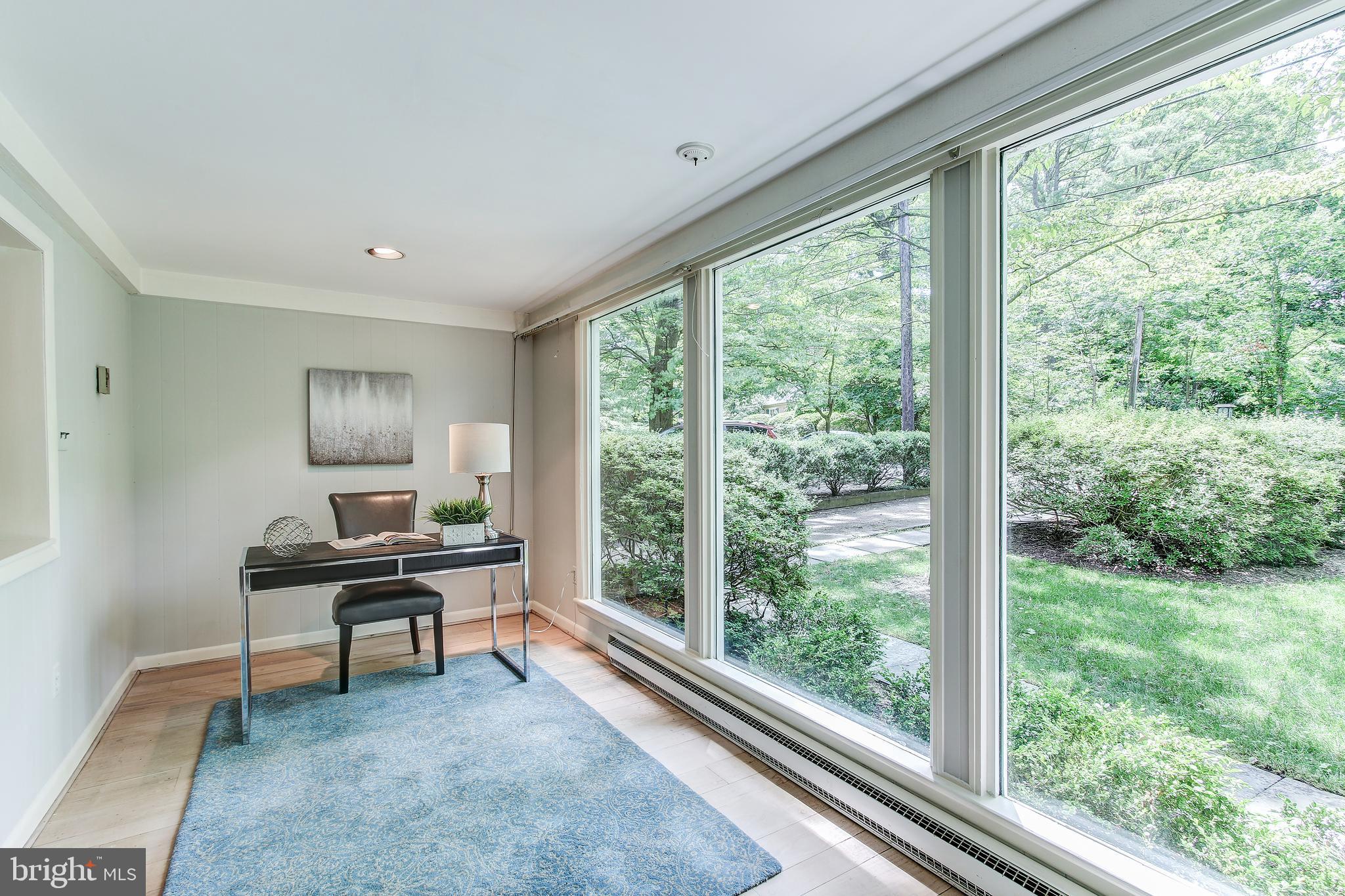 5633 Lambeth Road Bethesda, MD 20814 - Photo 5 of 30 Gallery Image 5