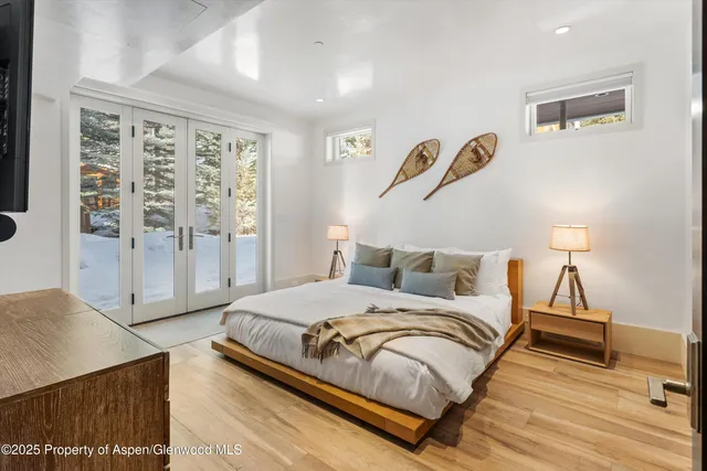 a bathroom with a sink a toilet and a bathtub