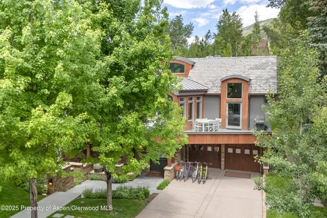 $32,500,000 | 63 Smuggler Grove, Aspen, CO 81611