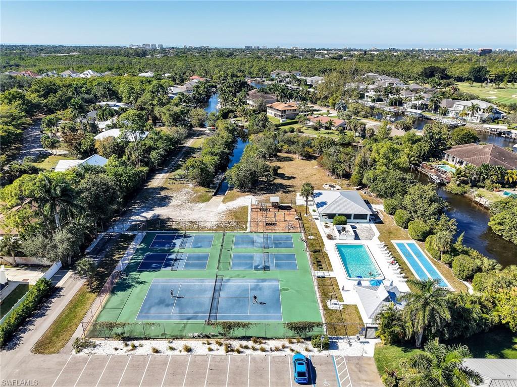 2474 Outrigger Lane Naples, FL 34104 - Photo 37 of 38