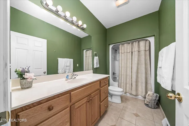 $619,000 | 566 Mallard Pointe Road, Byrdstown, TN 38549