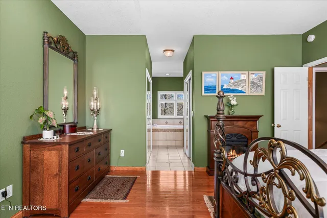 $619,000 | 566 Mallard Pointe Road, Byrdstown, TN 38549