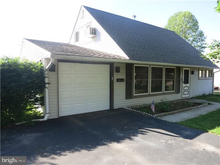 9 Harrow Road Levittown, PA 19056 - Photo 1 of 25 Exterior Front
