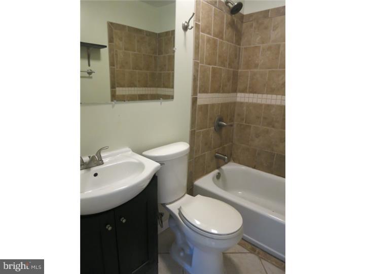 9 Harrow Road Levittown, PA 19056 - Photo 14 of 25 Bathroom