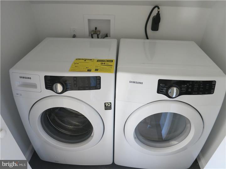 9 Harrow Road Levittown, PA 19056 - Photo 23 of 25 Laundry Room