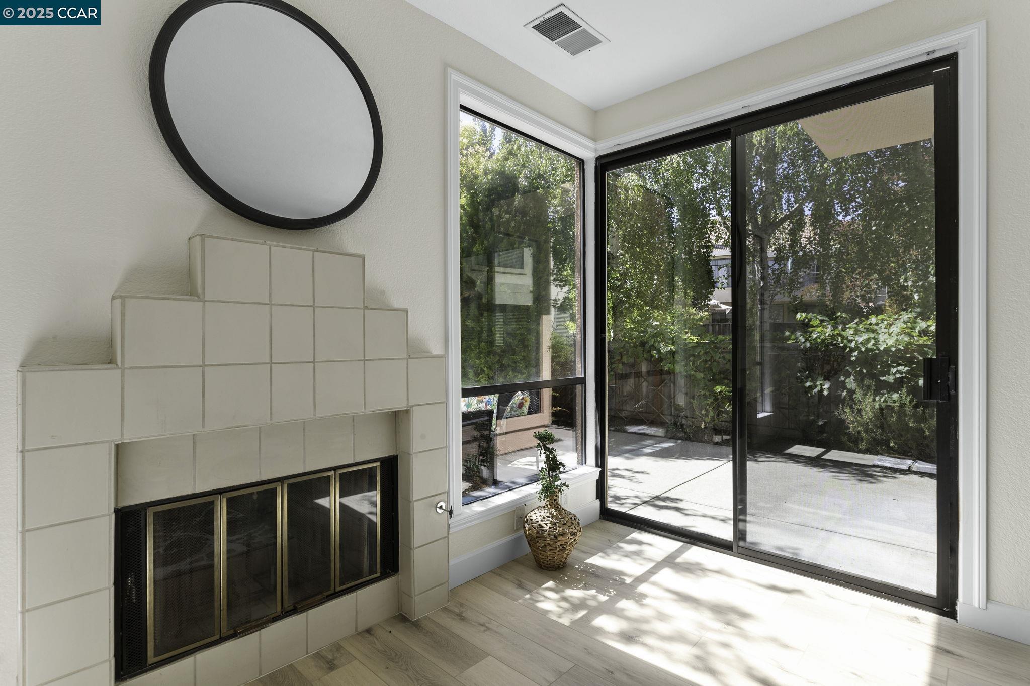 731 Lakemont Place, Unit 7 San Ramon, CA 94582 - Photo 12 of 55 a view of a living room and window