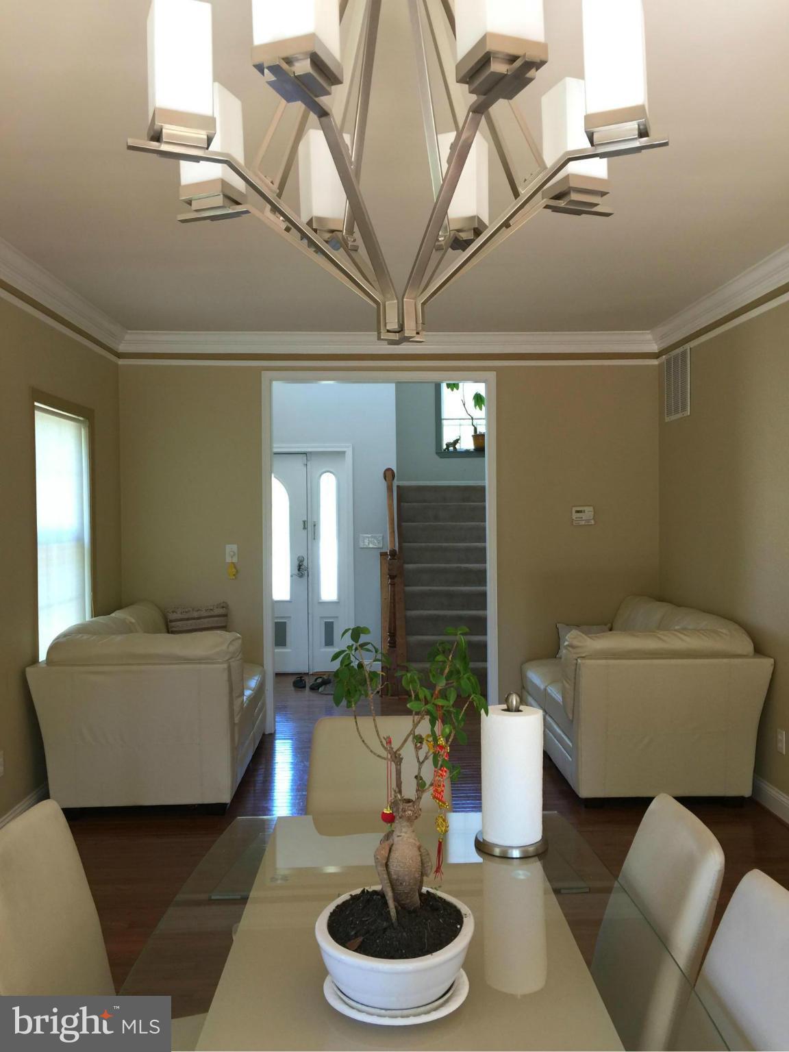 2807 Hillsdale Road Baltimore, MD 21207 - Photo 14 of 26 Dining Room