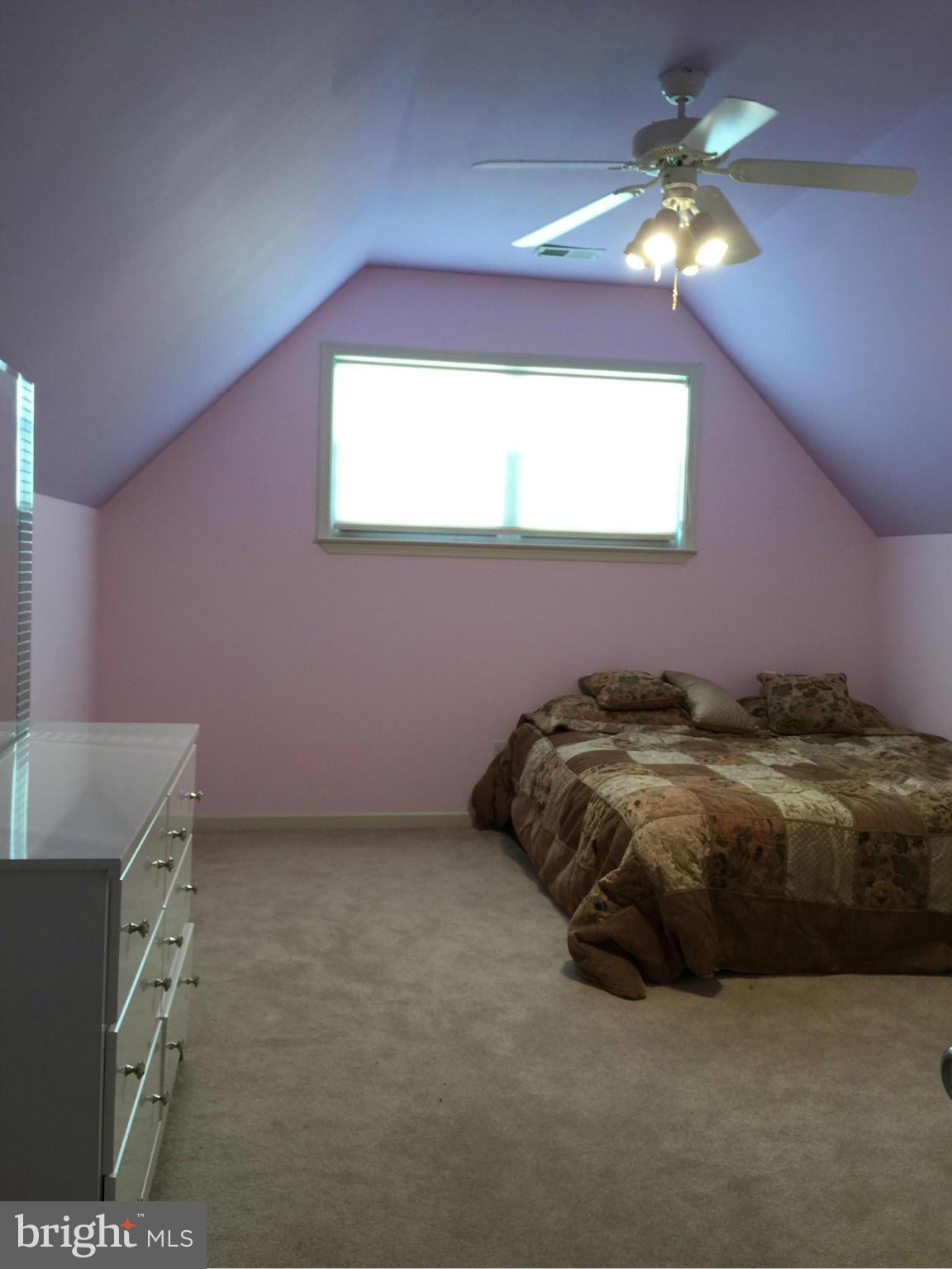 2807 Hillsdale Road Baltimore, MD 21207 - Photo 25 of 26 Bedroom (Master)