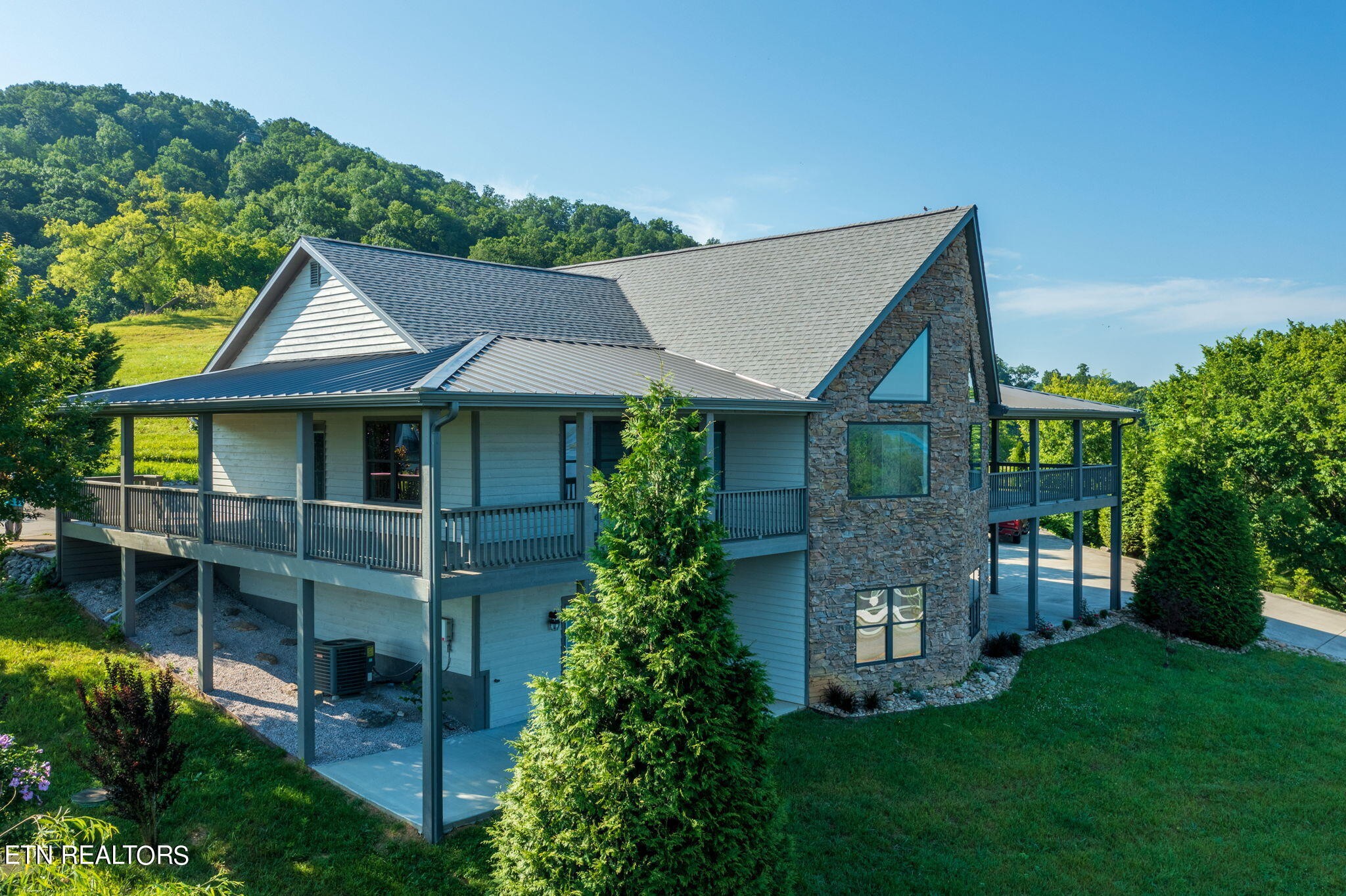 5000 Russell Brothers Road Sharps Chapel, TN 37866 - Photo 3 of 43 Gallery Image 3