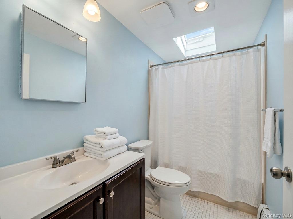 45 Dogwood Road West Islip, NY 11795 - Photo 17 of 20
