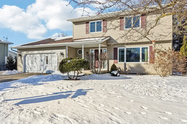 $500,000 | 1703 Cumberland Court, Waunakee, WI 53597