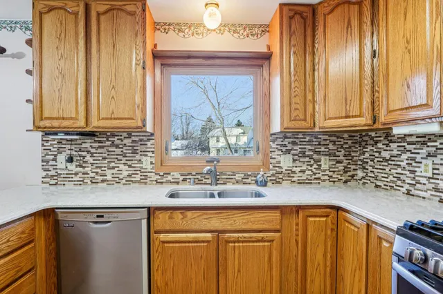 $500,000 | 1703 Cumberland Court, Waunakee, WI 53597