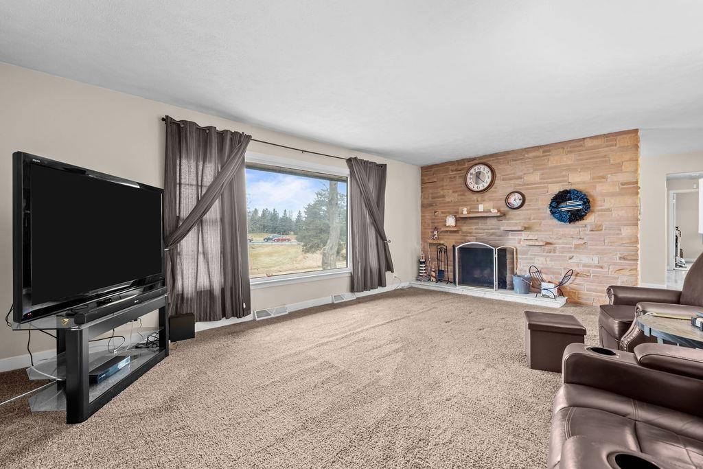 1504 South Mulford Road Rockford, IL 61108 - Photo 7 of 54