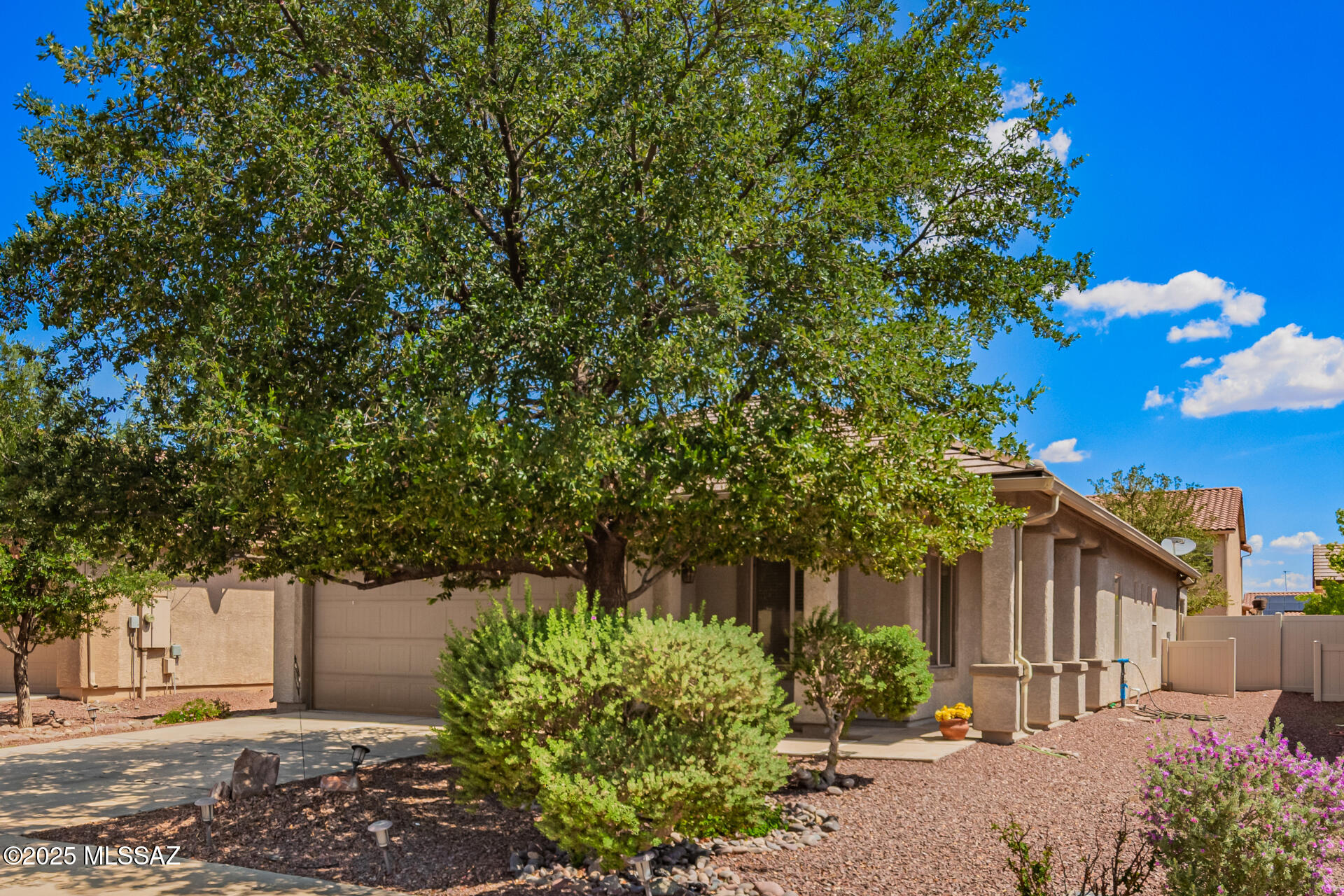20927 East Frontier Road Red Rock, AZ 85145 - Photo 6 of 29 Gallery Image 6