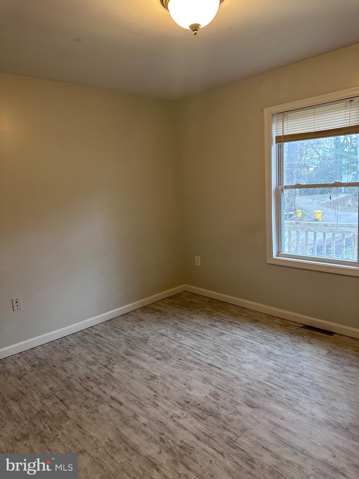 372 Lake Road Crownsville, MD 21032 - Photo 16 of 26 Gallery Image 16