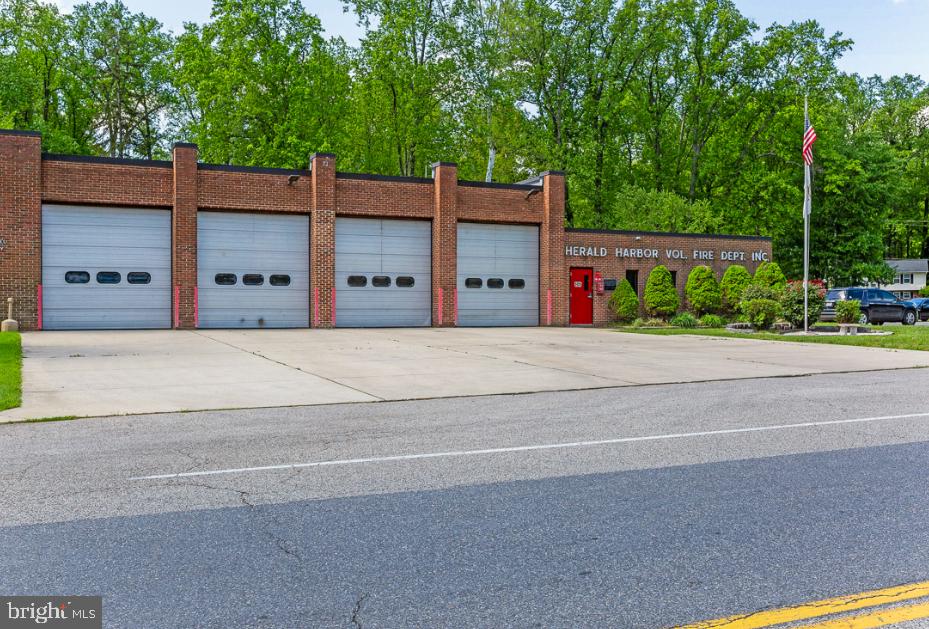 372 Lake Road Crownsville, MD 21032 - Photo 23 of 26 Fire department