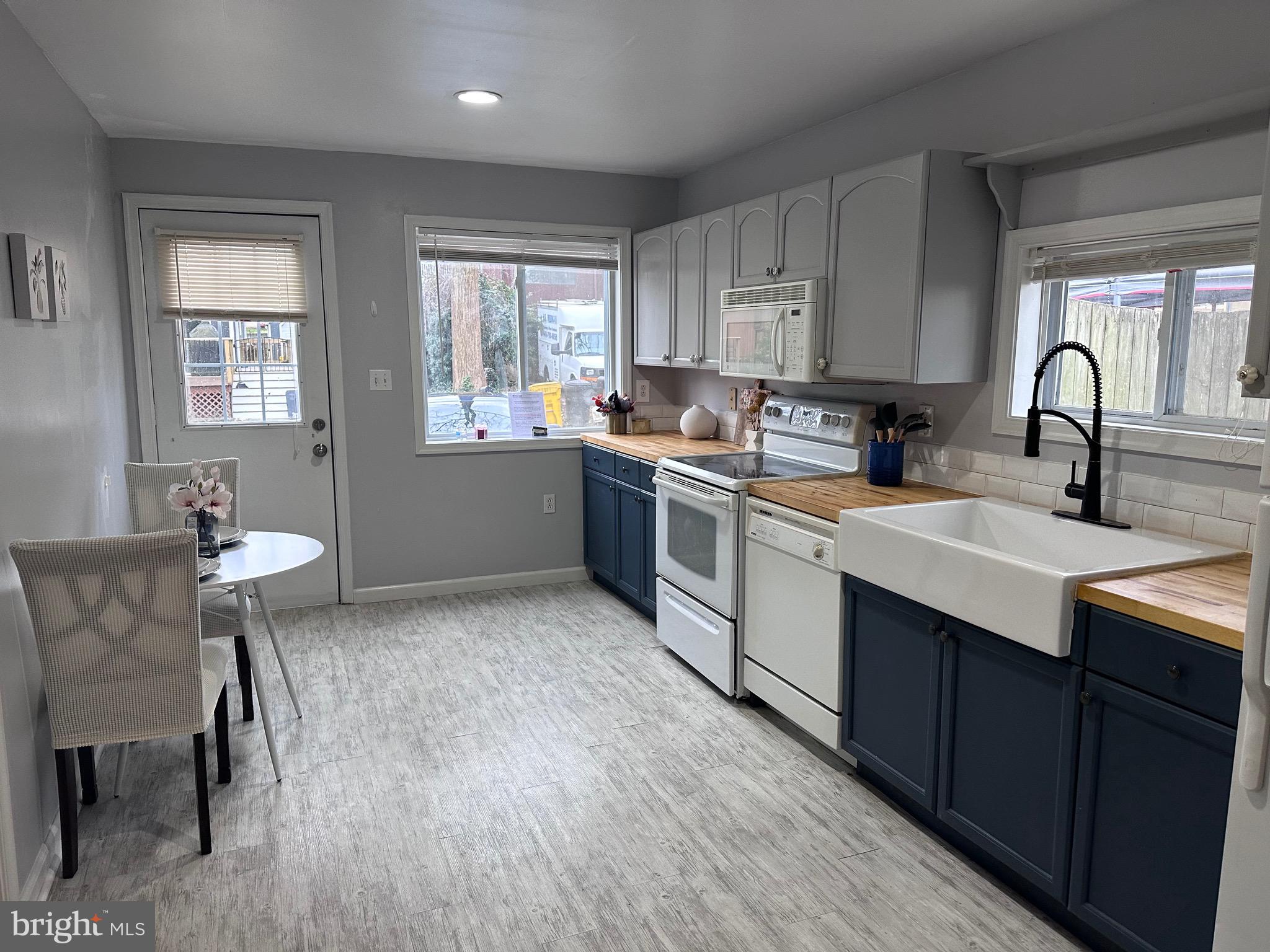372 Lake Road Crownsville, MD 21032 - Photo 7 of 26 Gallery Image 7