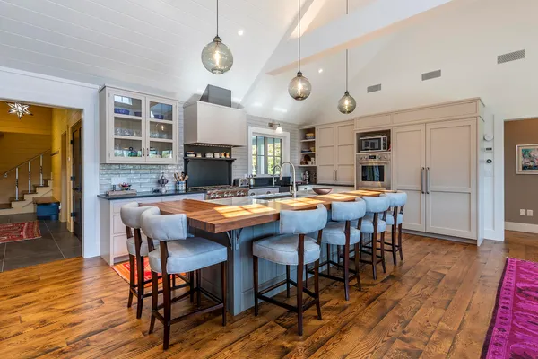 $3,350,000 | 466 3 Maple Drive, Manchester Center, VT 05255