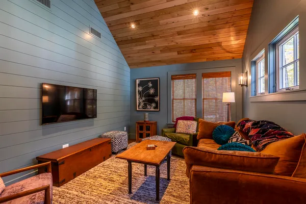 $3,350,000 | 466 3 Maple Drive, Manchester Center, VT 05255