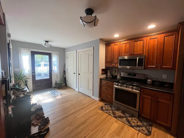 $399,000 | 321 Bentley Avenue, Poultney, VT 05764