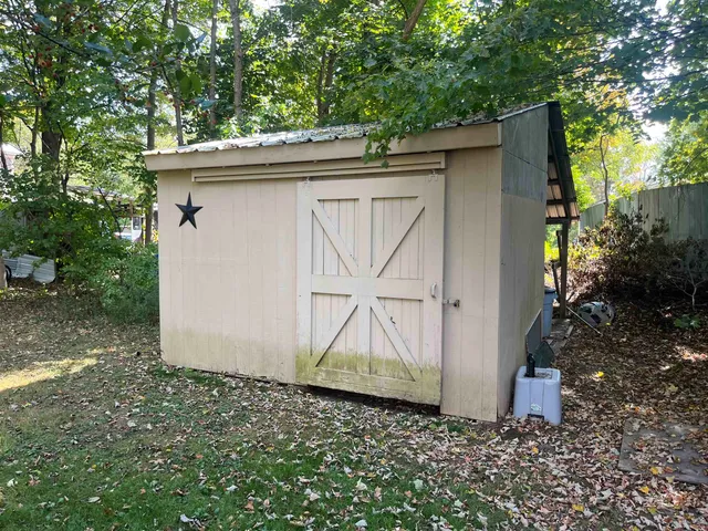 $399,000 | 321 Bentley Avenue, Poultney, VT 05764