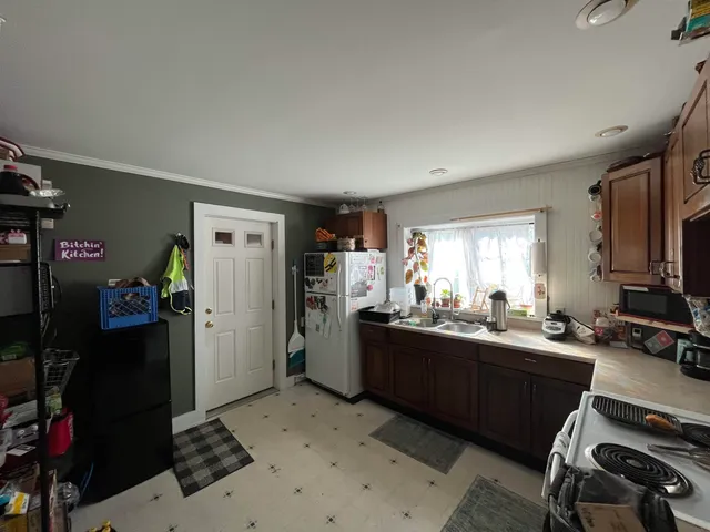 $399,000 | 321 Bentley Avenue, Poultney, VT 05764