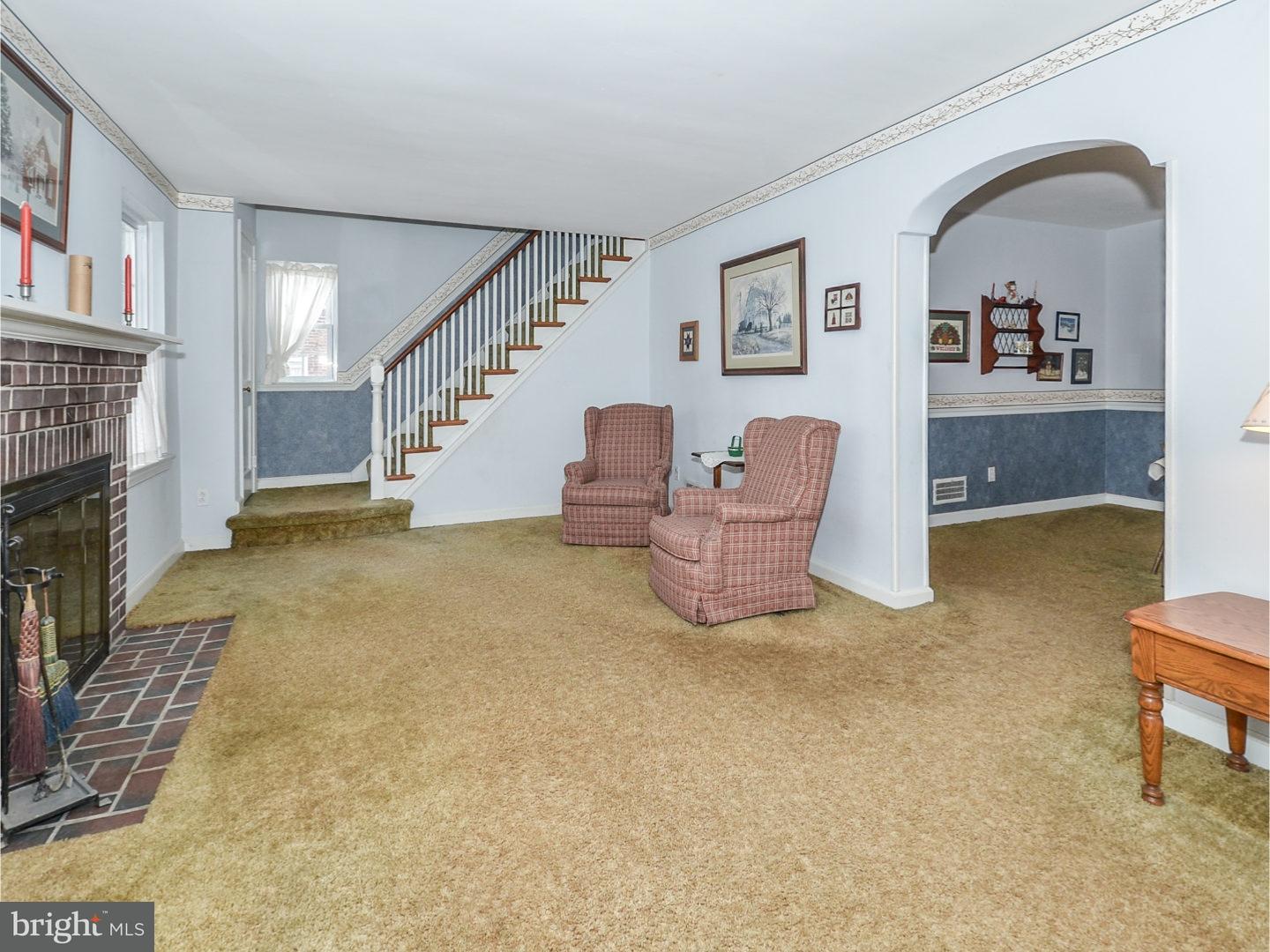 601 Paper Mill Road Oreland, PA 19075 - Photo 3 of 24 Living Room